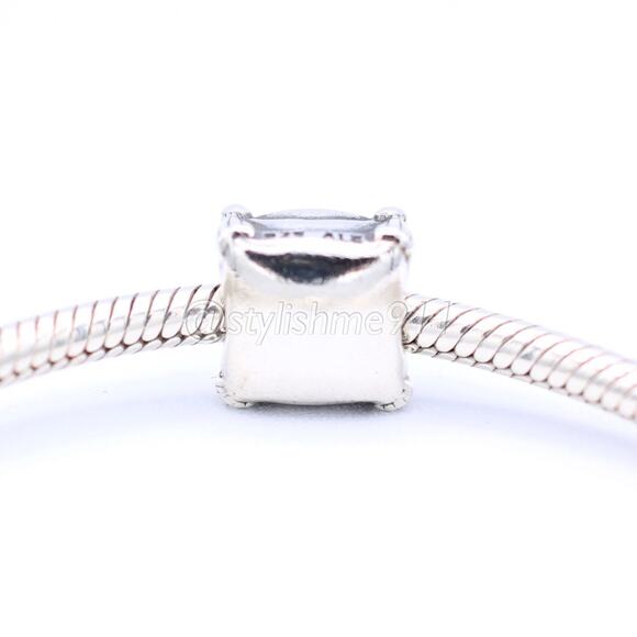 Authentic PANDORA Romantic Union Charm with 14K Gold - 790549D - Picture 5 of 11